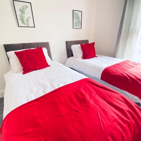 Villa 3 Bed Anfield House Close To Lfc Liverpool Exterior foto