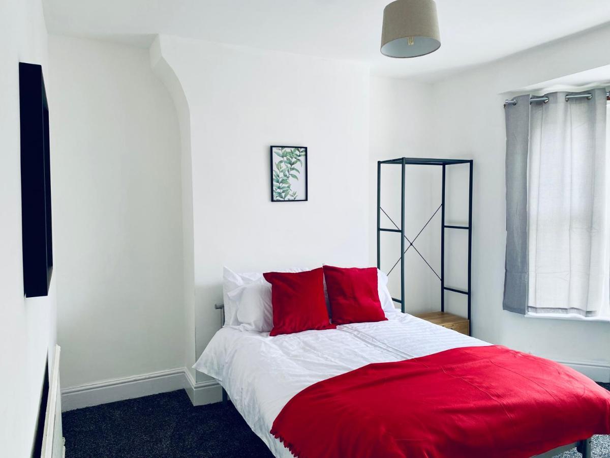 Villa 3 Bed Anfield House Close To Lfc Liverpool Exterior foto