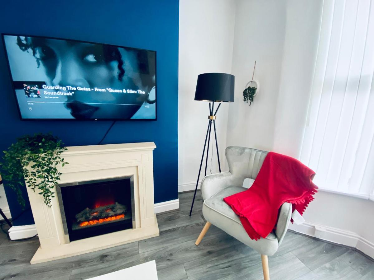 Villa 3 Bed Anfield House Close To Lfc Liverpool Exterior foto