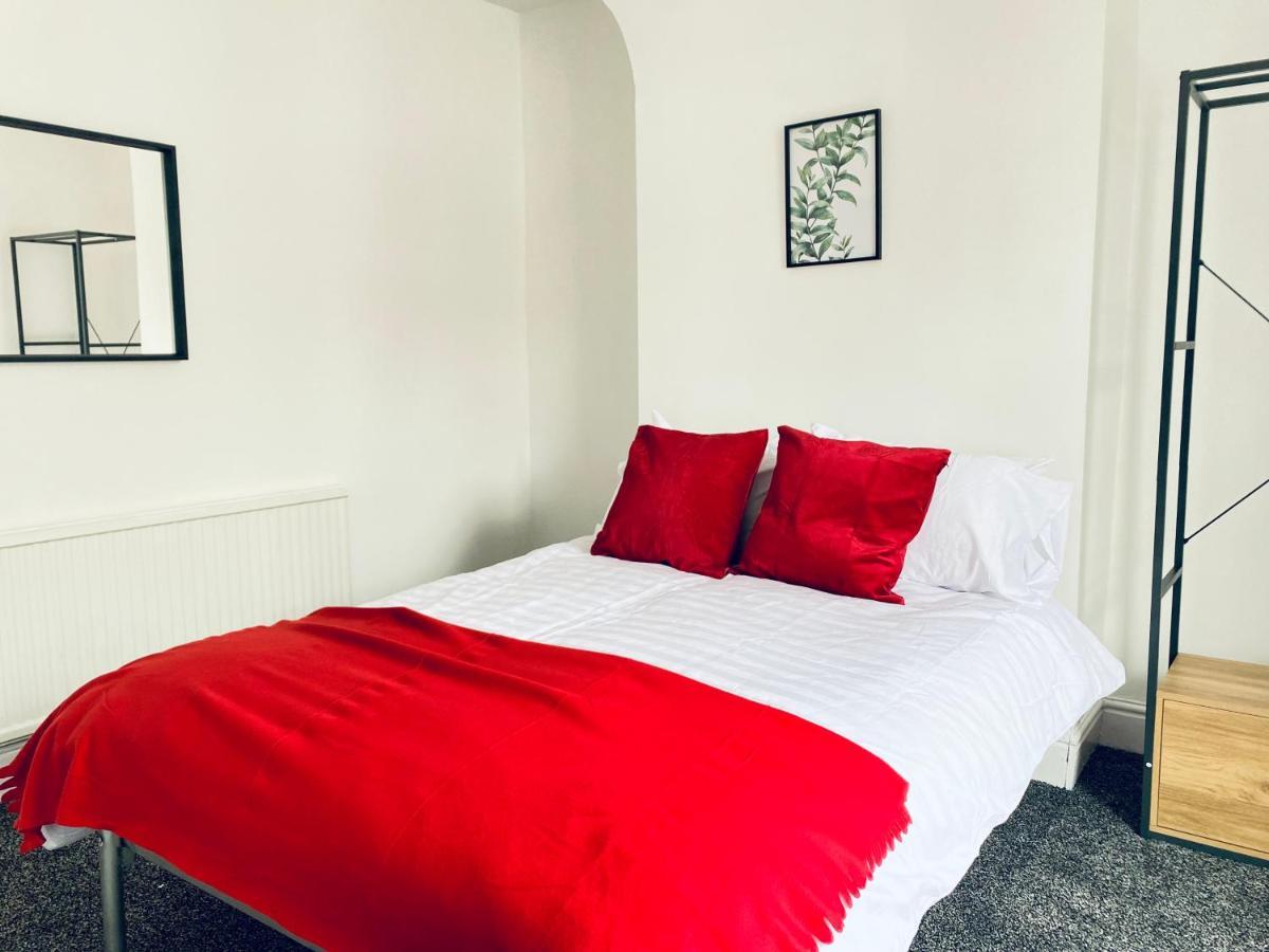 Villa 3 Bed Anfield House Close To Lfc Liverpool Exterior foto